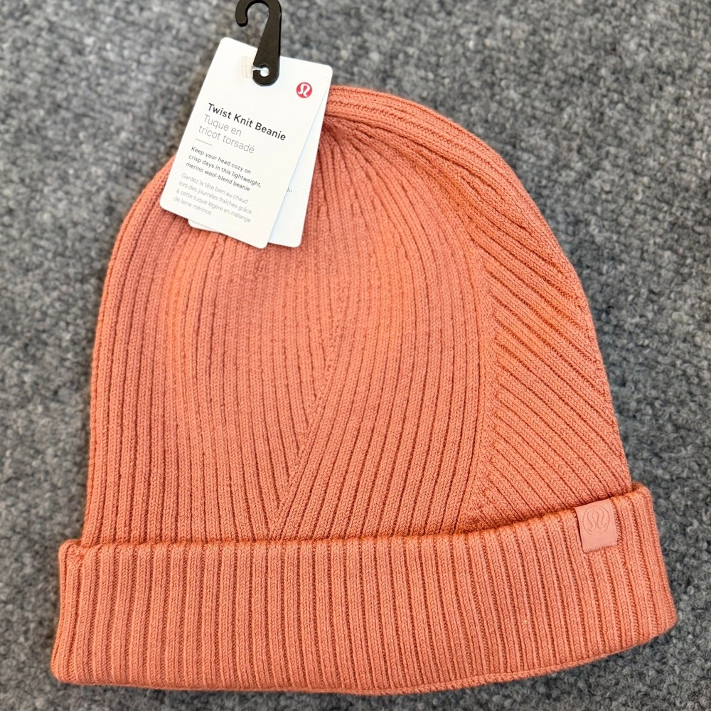 Lululemon NWT Twist Knit Beanie Merino Wool Gorpcore Fall Winter